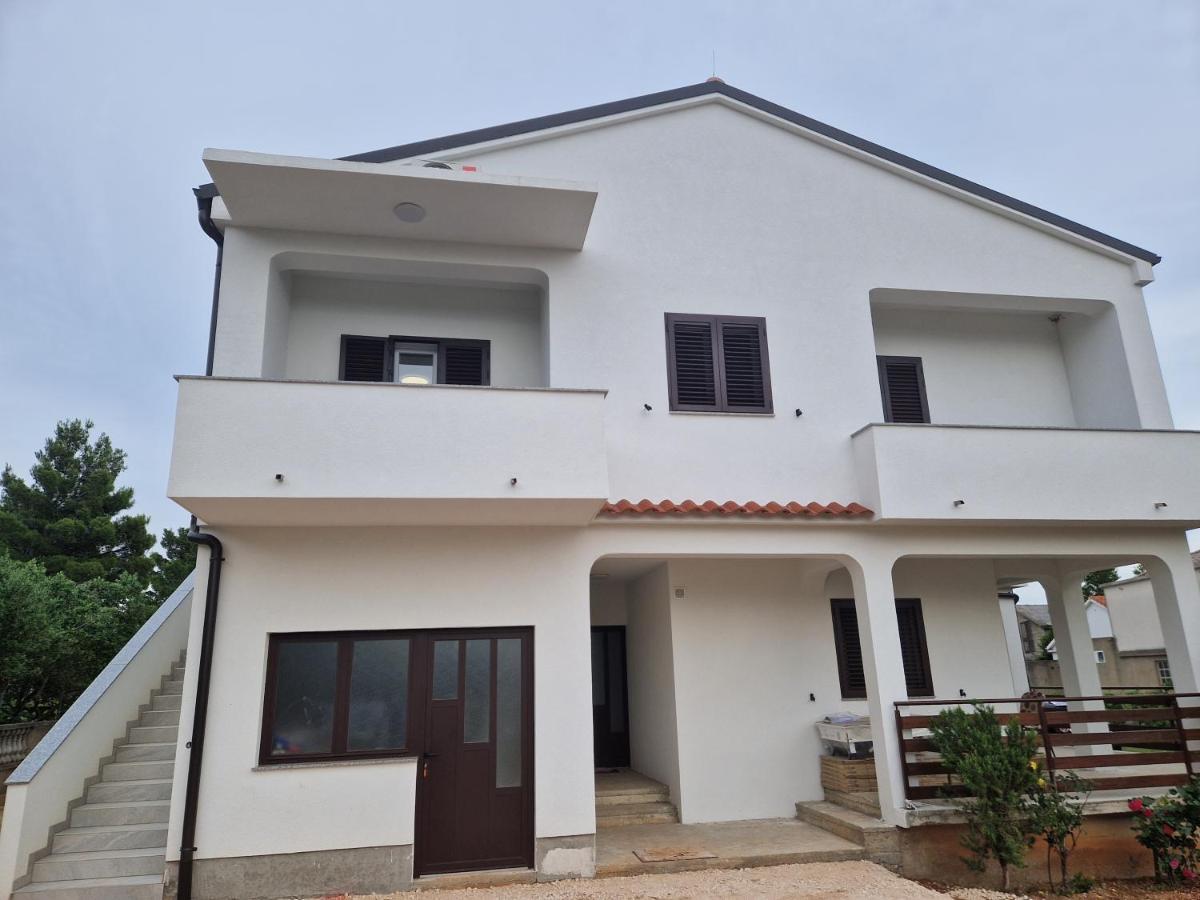 Apartmani Malo More Селине Екстер'єр фото
