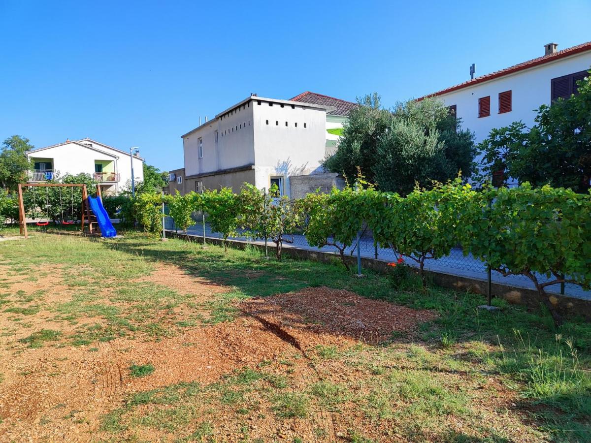 Apartmani Malo More Селине Екстер'єр фото